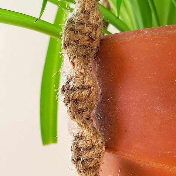 Natural Handmade Jute Plant Hanger Large - Picture 10 of 15